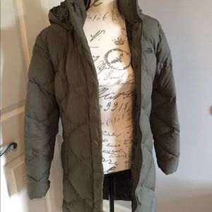 Women’s Olive Green Size Medium North Face Parka